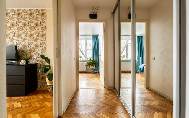 Квартира Двухкомнатная В Гостях у Петербурженки