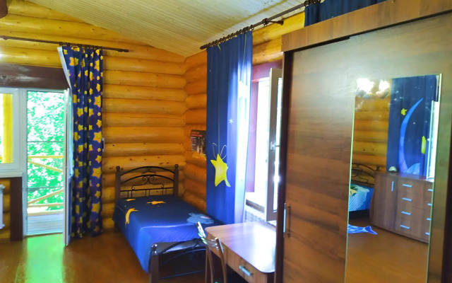 Brevenchatyij Guest House