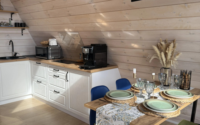 Глэмпинг Две Хижины