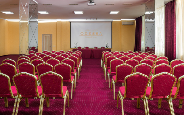 OK Odessa Hotel