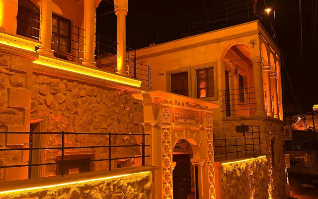 Zumrut Anka Cave Hotel