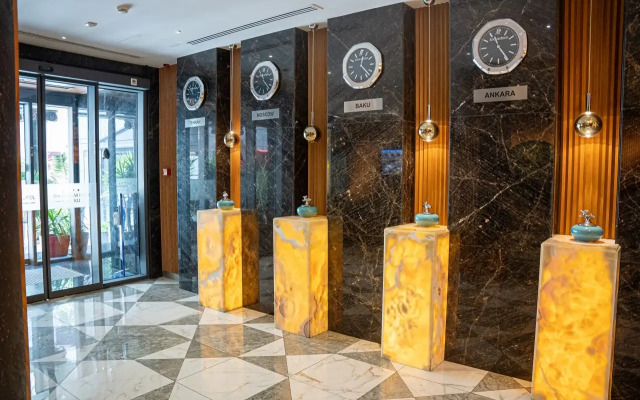 Theatrum Hotel Baku