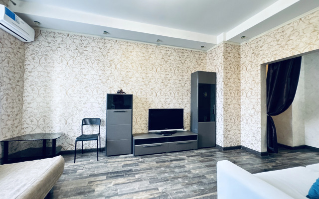 2-Kh Komn. V Tsentre Kazani Flat