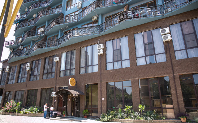 City Plaza - Oplot Apartments