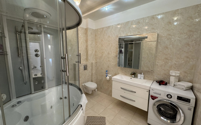 Trekhkomnatnye Apart-Comfort Na Bolshoy Pavlovskoy Apartments