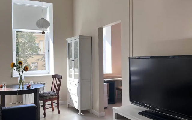 Квартира с Просторной Спальней