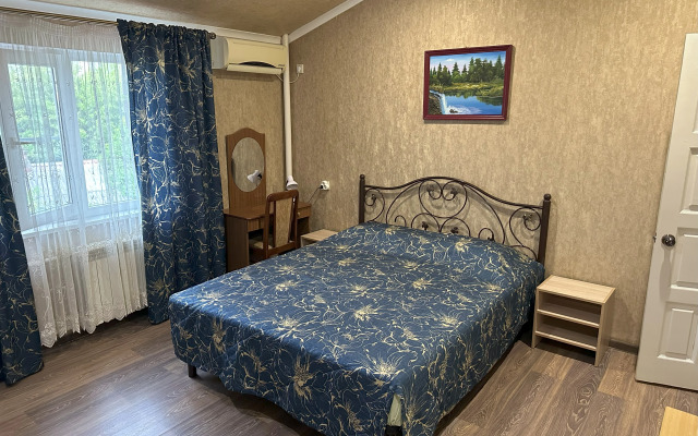 Klyuchevoy 9 Guest House