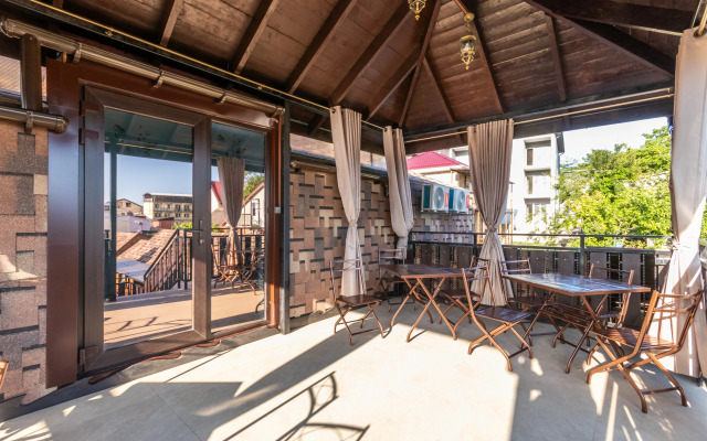 Ryizhy Ap Guest House