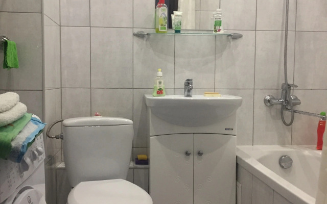 Апартаменты Однокомнатная на Иванникова в центре