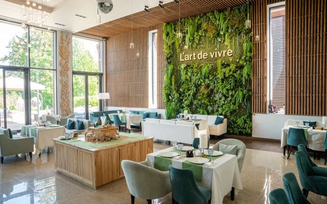 La Villa Plyos Hotel