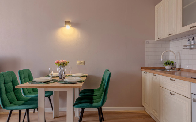 V Tsentre Na Gagarina Ot RentAp Flat