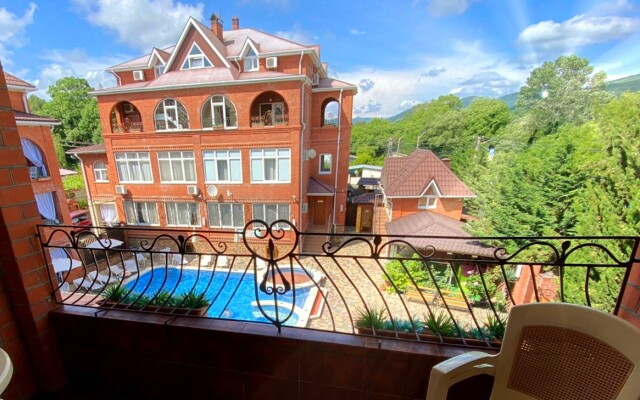 Bagira Guest House