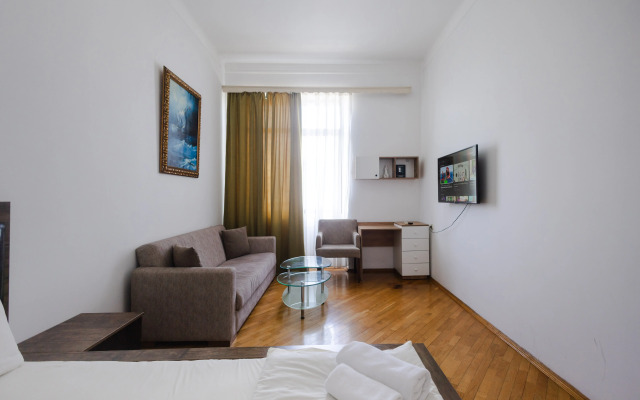 Dvukhspalnaya S Gostinnoy Komnatoy Na Torgovoy k5 Flat