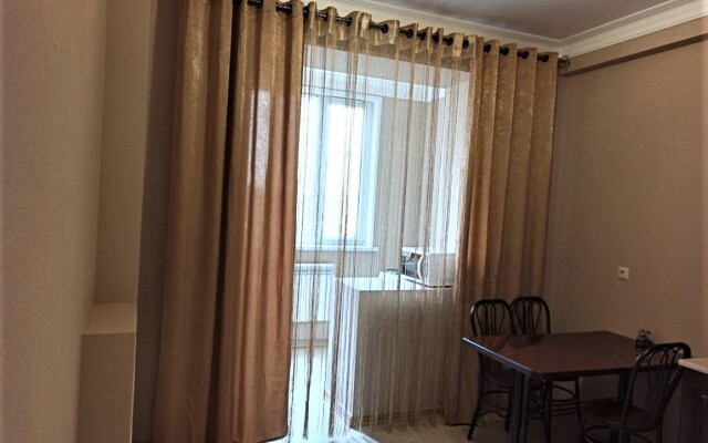 Апартаменты КвартОтель на М.Горького 85Б 22