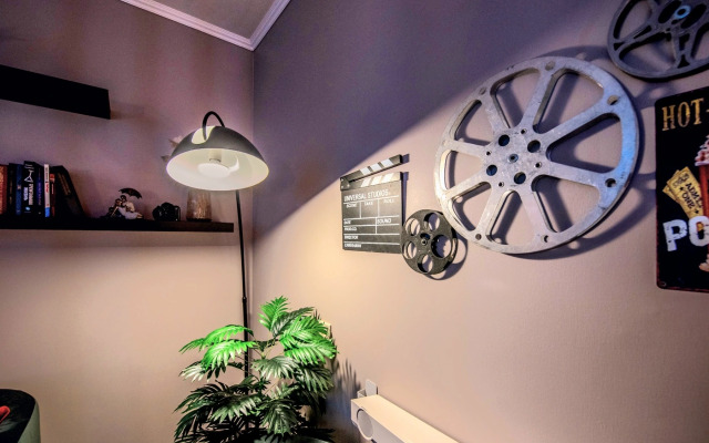 Квартира кинотеатр у метро