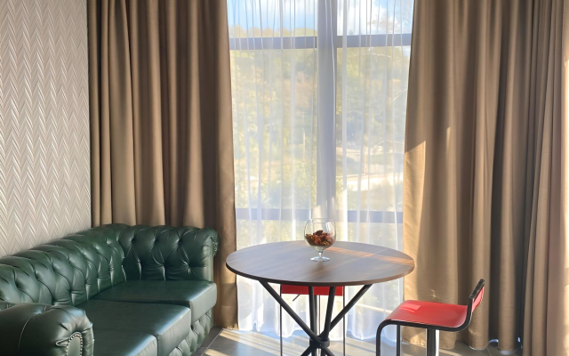 Holiday And Business 4 Apartments