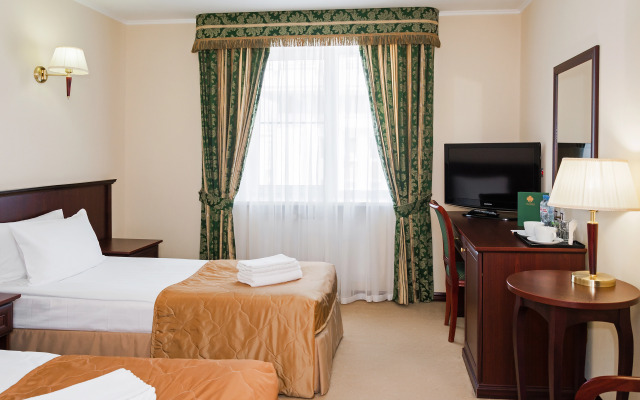 AZIMUT Hotel Tambov 4*