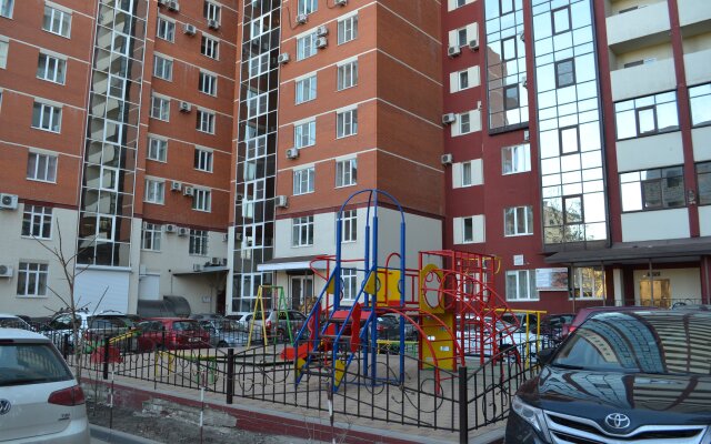 Ot Lyudmilyi Apartament (Kol'covskaja 9)