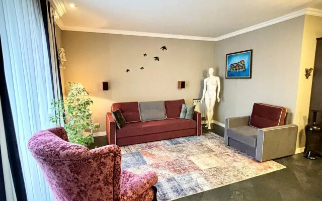 Апартаменты Уютные 2-комнатные в Центре Города