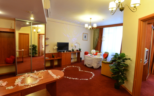 Tsentralny Eurohotel Hotel