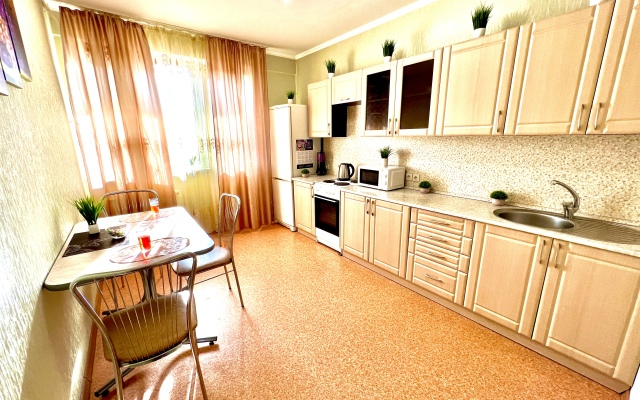 Na 15 Etazhe V Zhk Botanicheskiy Flat