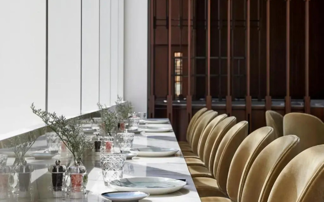 FORM  Dubai, Dubai, a Member of Design s