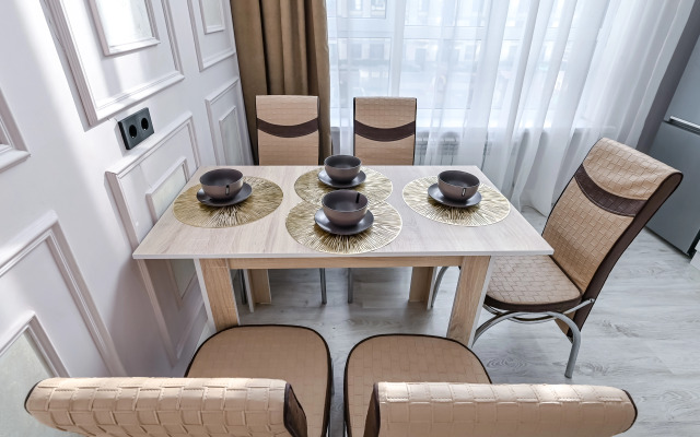 Uyutnaya Yevrotrekhkomnatnaya S Dvumya Spalnyami Flat