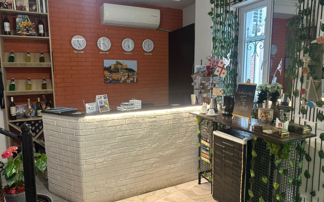 Отель Tbil Inn