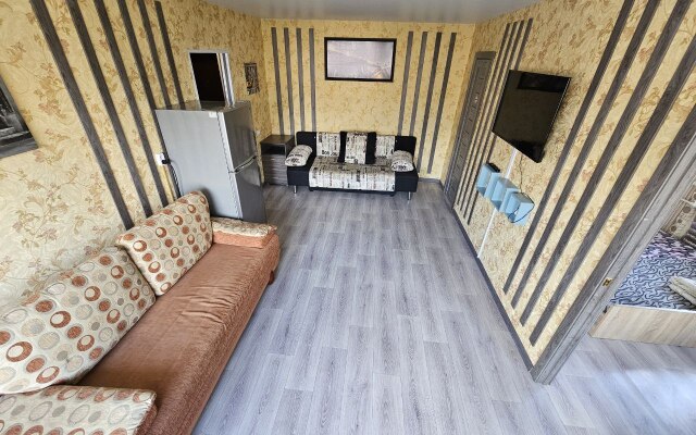 L.v.hotels Na Pervomayskoy 18a Flat