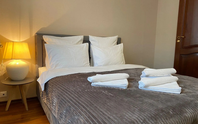 Апартаменты с видом на Мэрию и Тверскую площадь