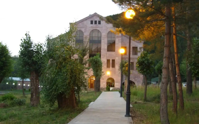 Armenia Hotel