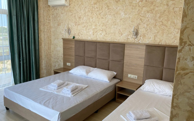 Troya Hotel