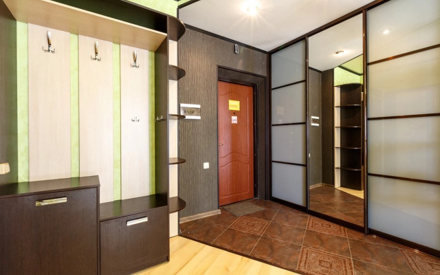 Квартира от компании Хоум Отель на Революционной 4