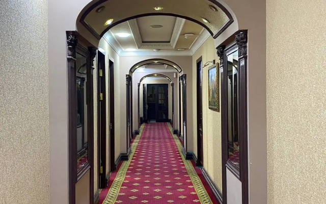 Hamkor Hotel