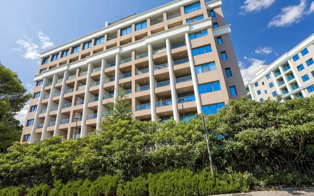 V Skay Plaza 1 Apartments