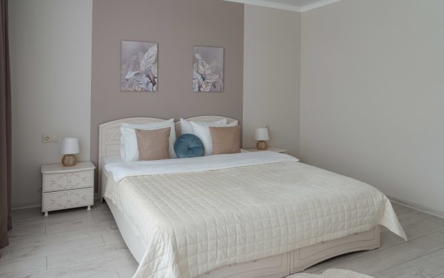 Chastny Dom Apart-Deluxe Legendy Morya Private House