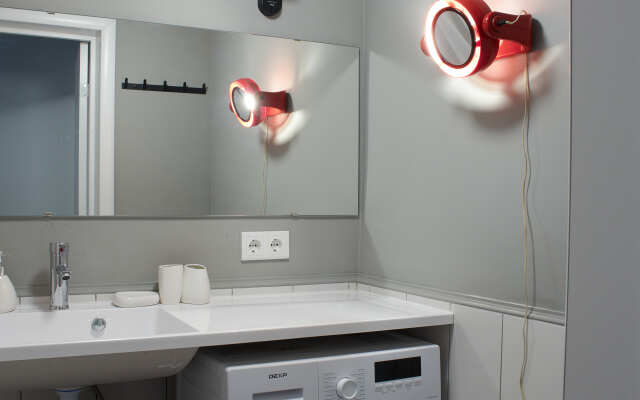 Gentle Rent na Novoluchanskoj 38 Apartments