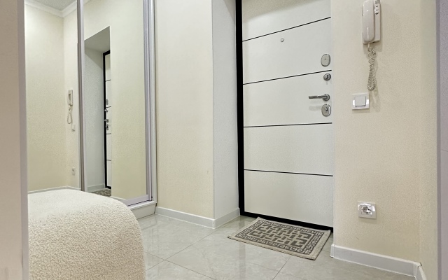 S Krasivym Vidom Na Gory Flat