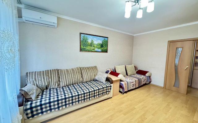 Na Ulitse Matrosova 46 Flat