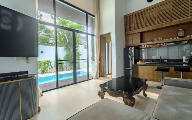 Wings Elegant 2Br Bang Tao Beach Villa