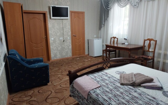 Отель Наташа