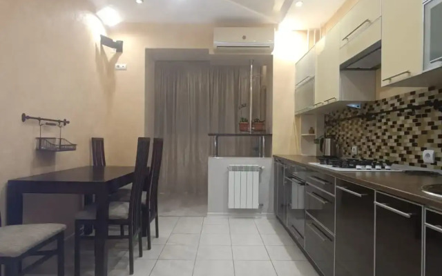 Тrekhkomnatnaya Andromeda Home Flat