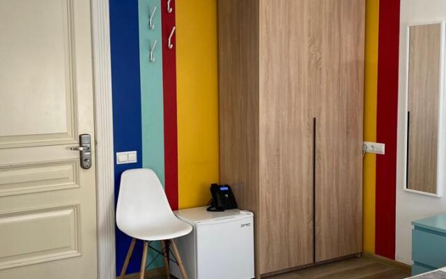 Artbox Hotel