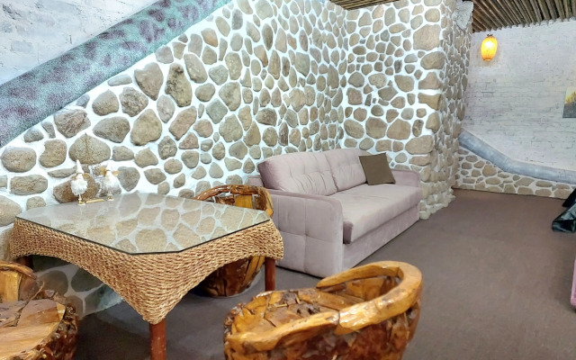 Srednevekovaya Berloga Vozle Taverny S Otdelnym Vkhodom Apartments