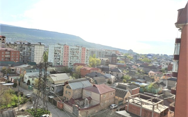 Апартаменты КвартОтель на М.Горького 85Б 21