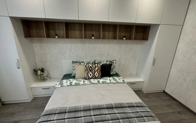 Квартира с еврoремoнтoм в тиxом cпaльнoм рaйoнe Poдниковaя Долина