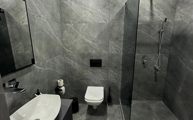 Квартира с дизайнерским ремонтом в ЖК Римские каникулы