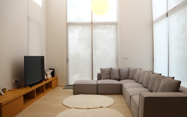 Modern Villa Luxpride Villa