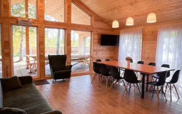 V Dntsn Zelyony Bor Na Lesnoy 4 Private house