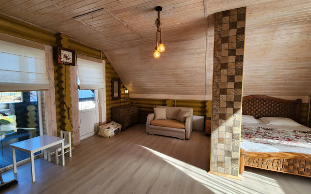 Na Poberezhye Private house